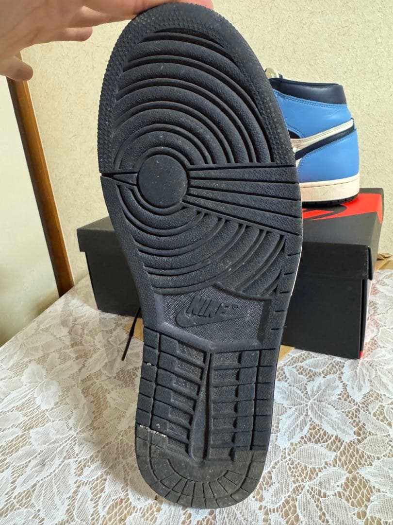 ナイキ エアジョーダン1 レトロ ハイOGオブシディアン ユニバーシティ ブルー