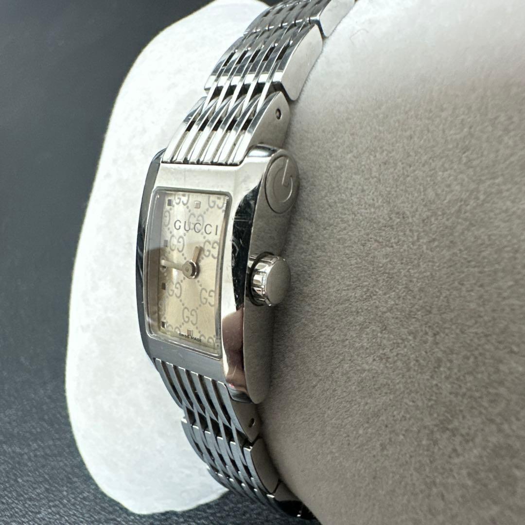 GUCCI 腕時計 クォーツ時計 8600L