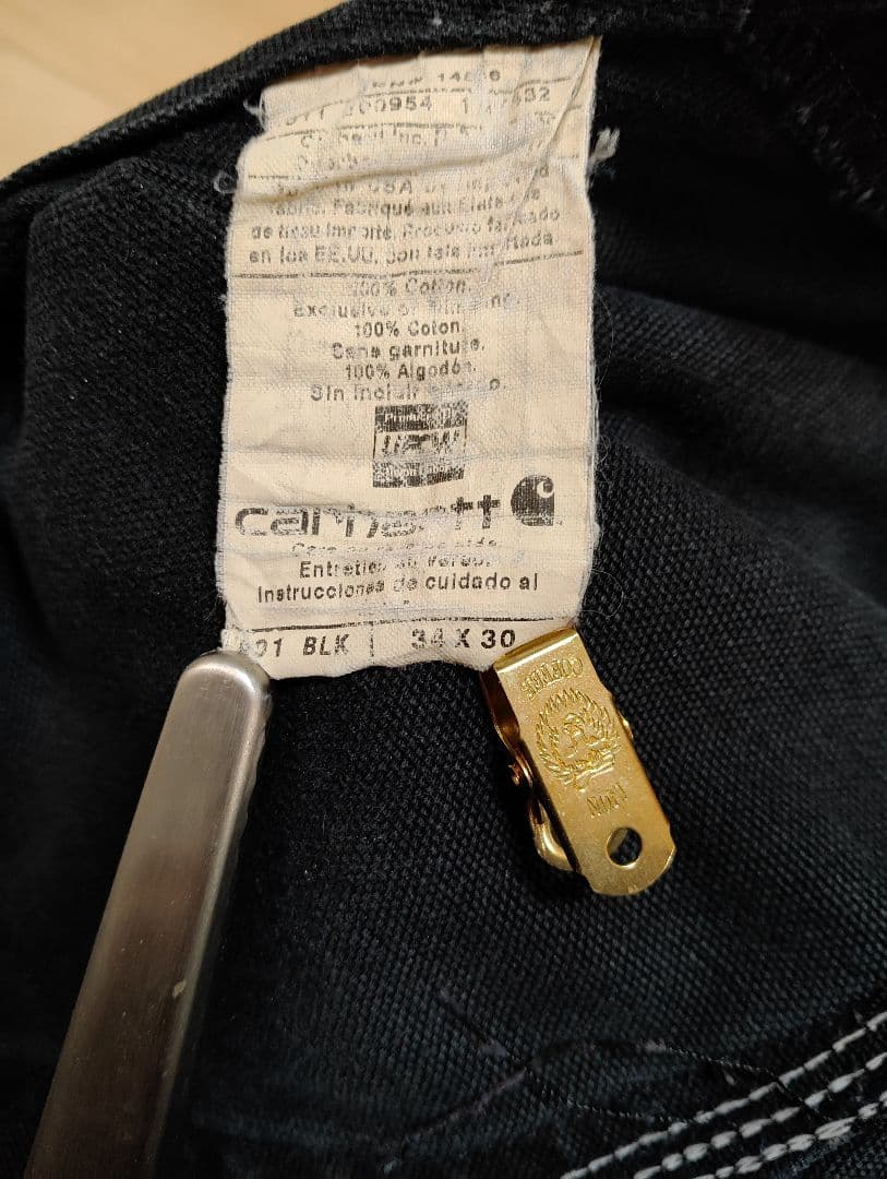 アキ　Carhartt ダブルニーW34 ブラック　USA製