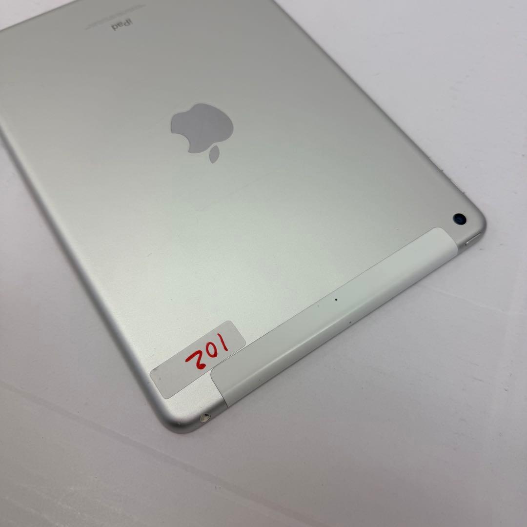 良品 iPad (第6世代) 32GB Wi-Fi + Cellularモデル