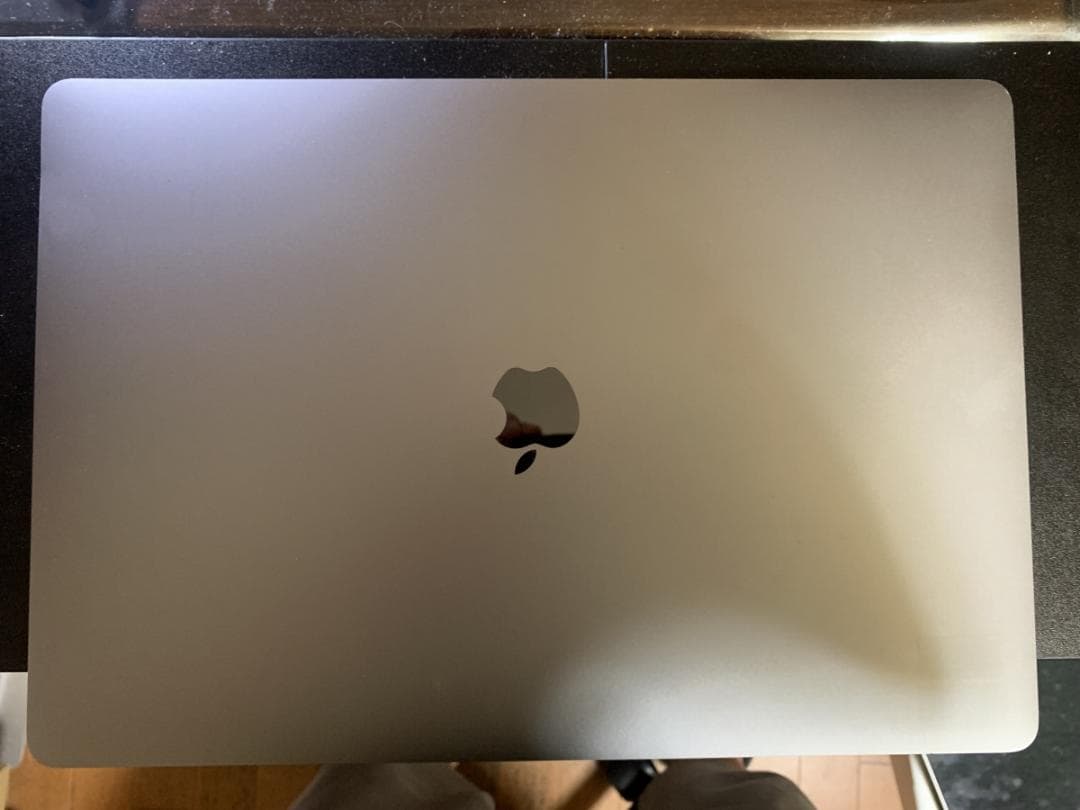 美品 MacBook Pro A2141 2019 i9/16GB/1TB