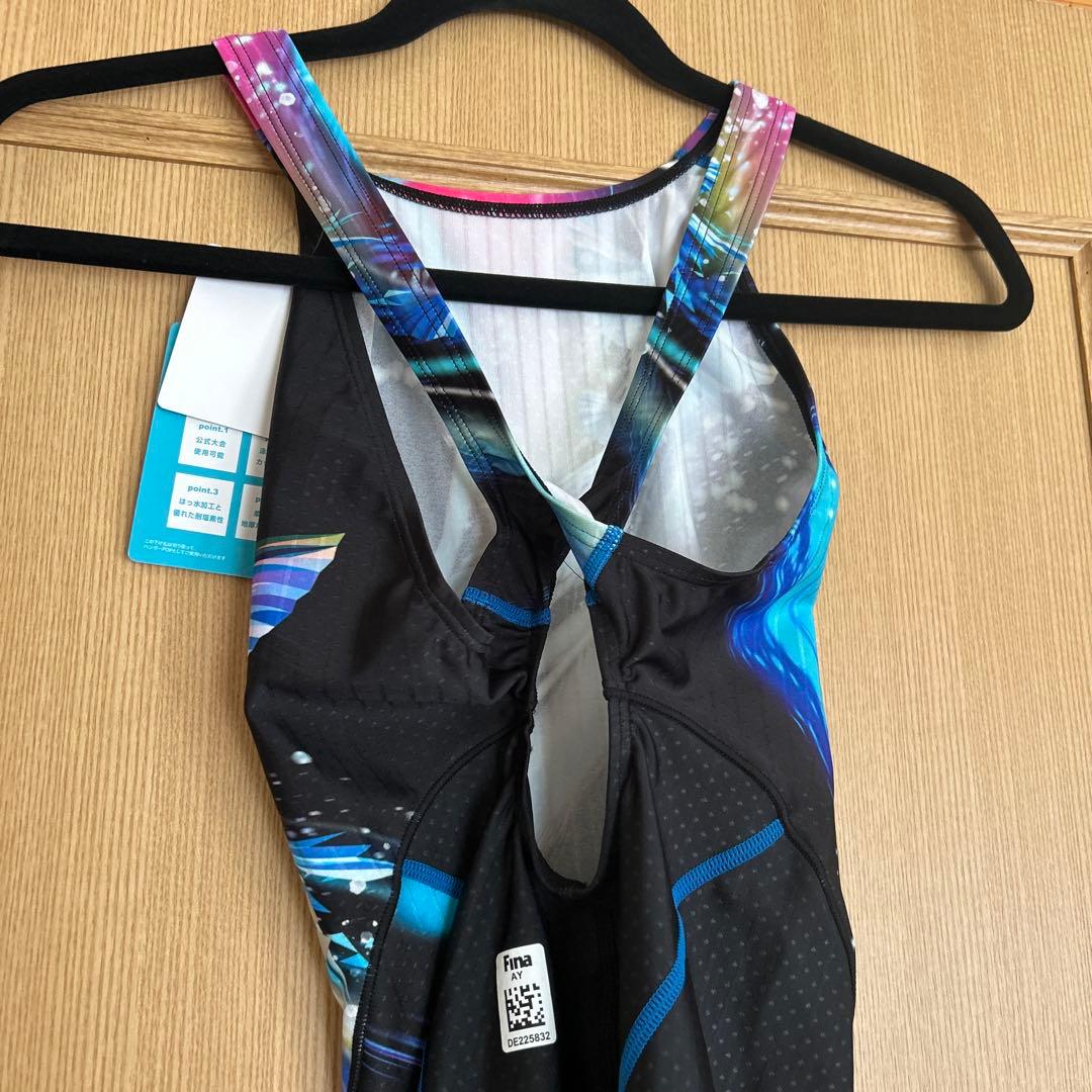 arena スイムスーツ サイズＯ新品未使用 タグ付き　定価　16720円