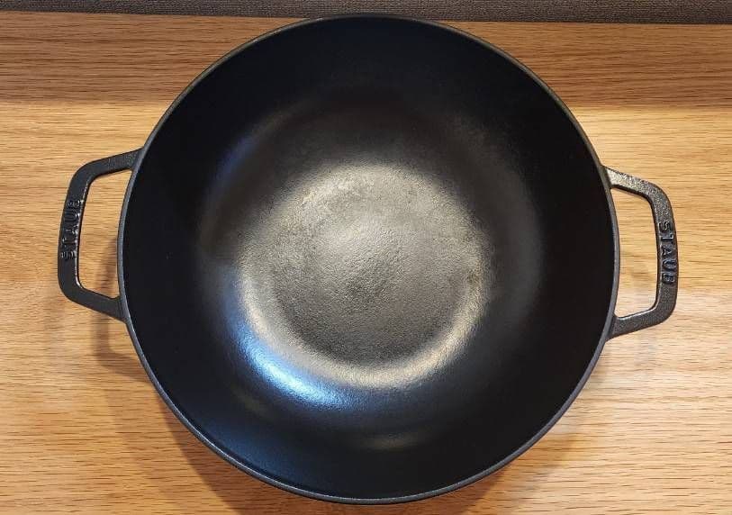 staub マルチパン ブラック 30cm IH対応 箱なし