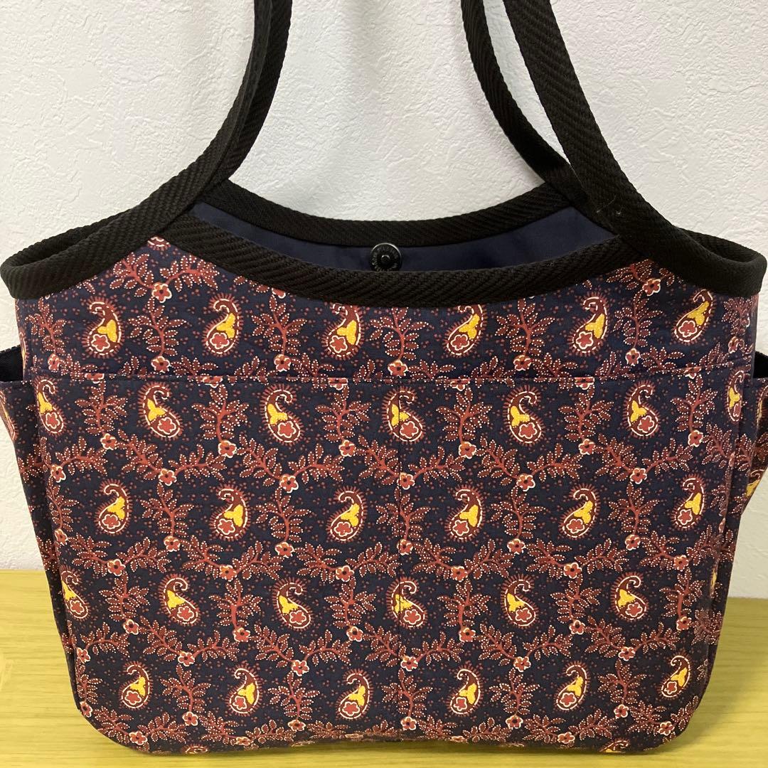 ソレイアード　ハンドメイド　グラニーバッグ　外ポケット付　縦25横32底マチ13