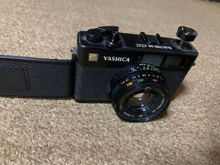 ヤシカ　フィルムカメラ