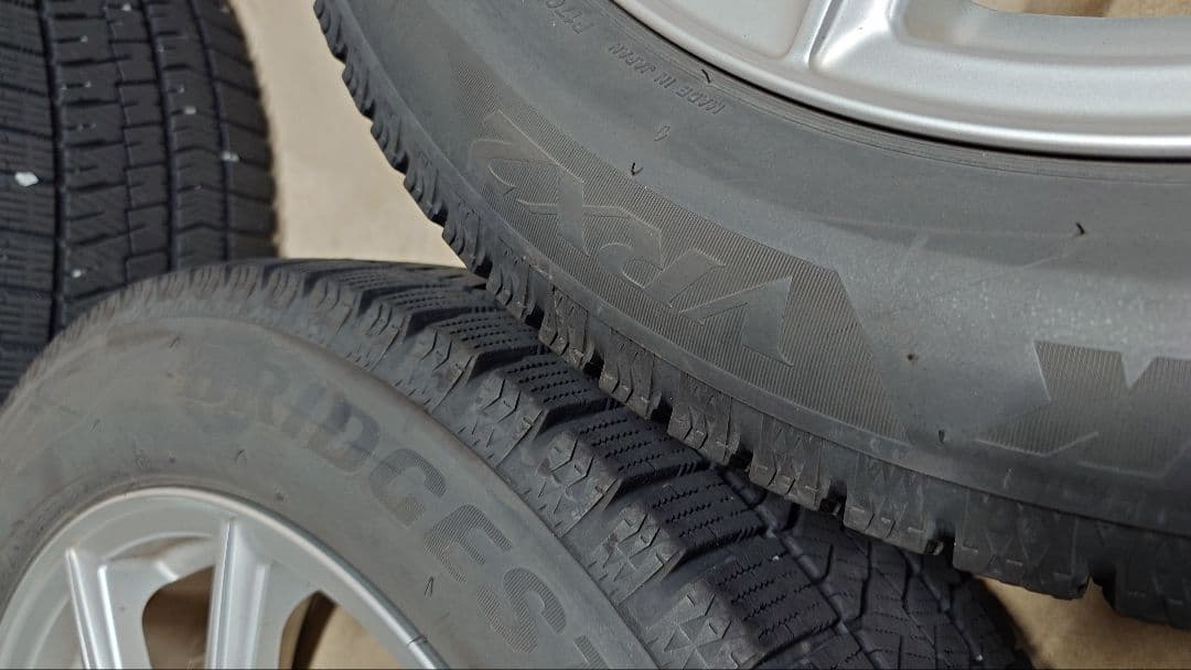 215/55R17 VRX2 17インチ スタッドレスタイヤ ホイールセット