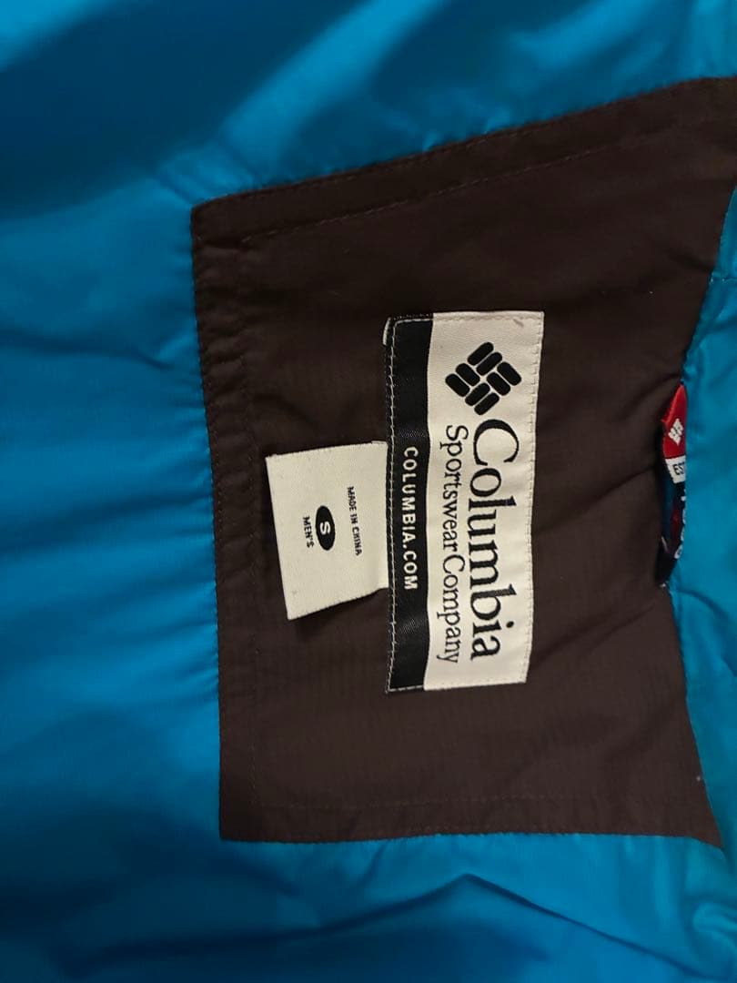 Columbia hooded puffer jacket ブルー