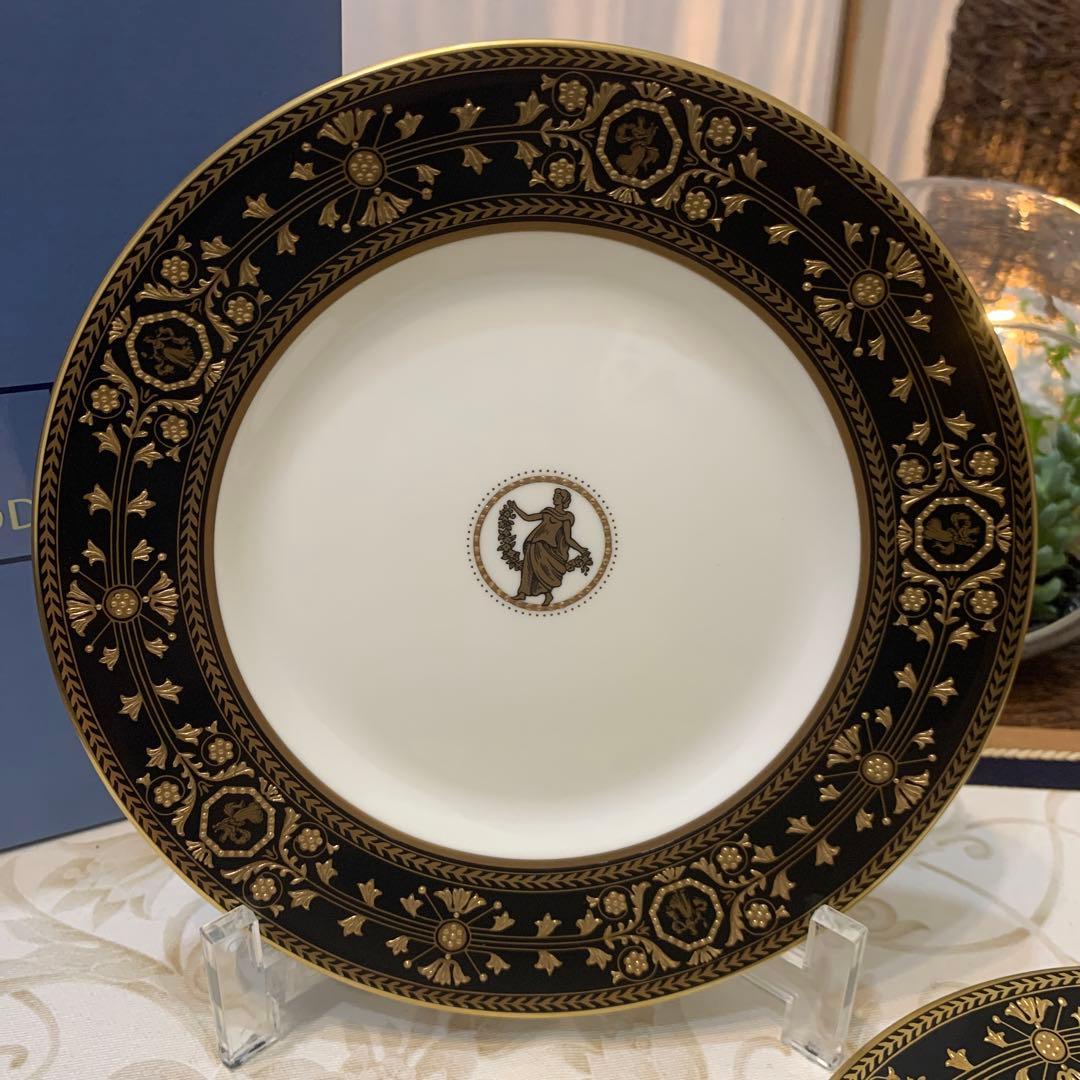 シール付未使用　ウェッジウッド アストバリー　17.5cmケーキプレート 2枚