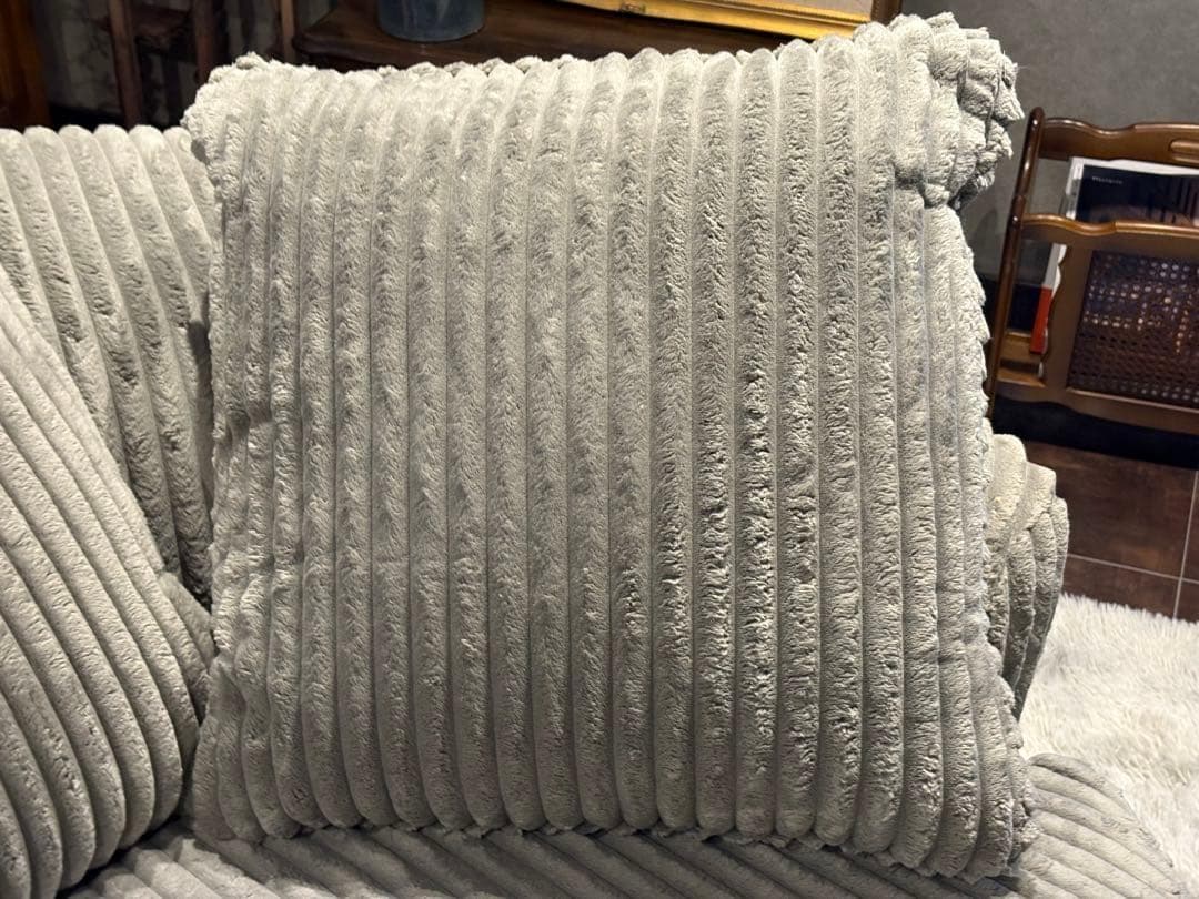 Ashley アシュリー 2人掛けソファ　コーデュロイ調ソファ　アメリカ