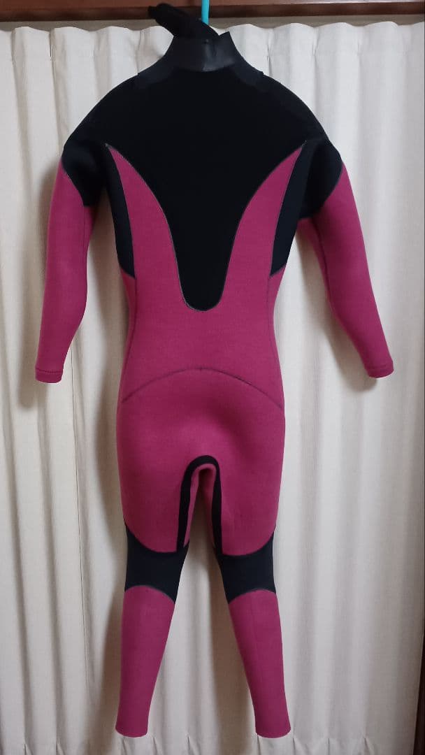 O'Neill　オニール　セミドライ ウェットスーツ　5×3mm　迷彩柄　M