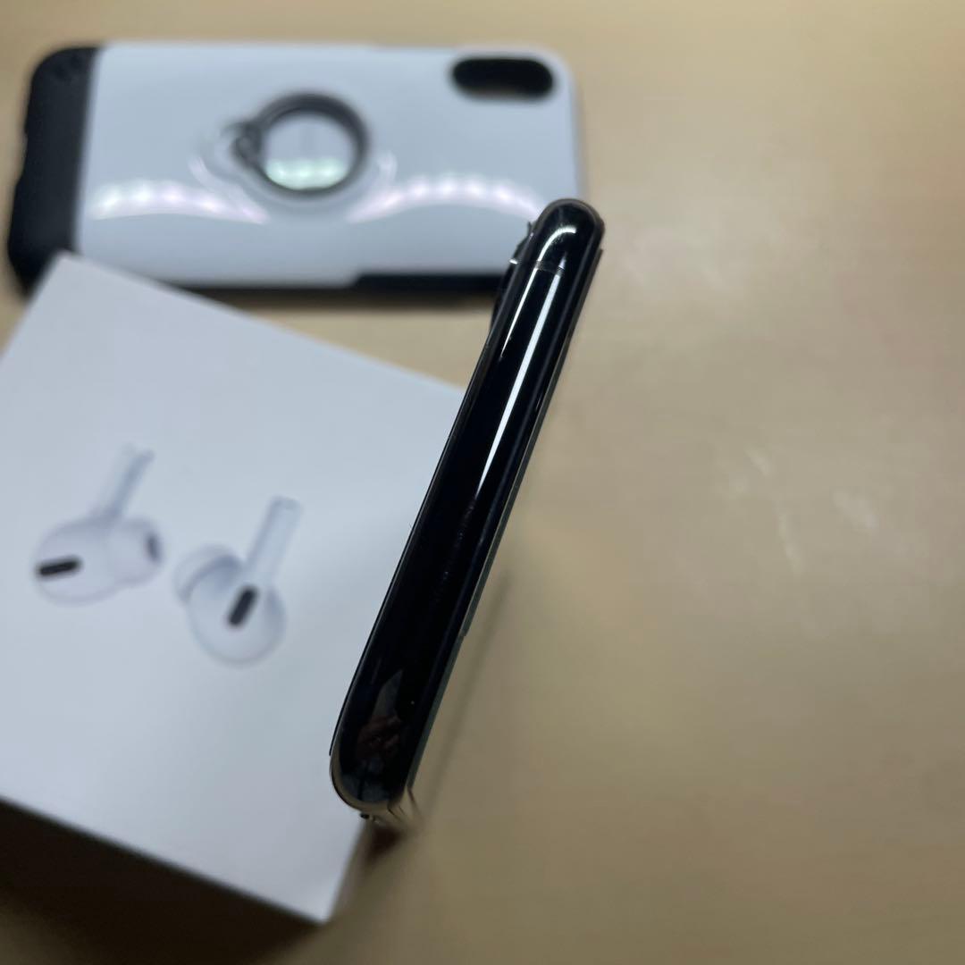 iPhoneXS 256GB SIMフリー　バッテリー最大容量82%