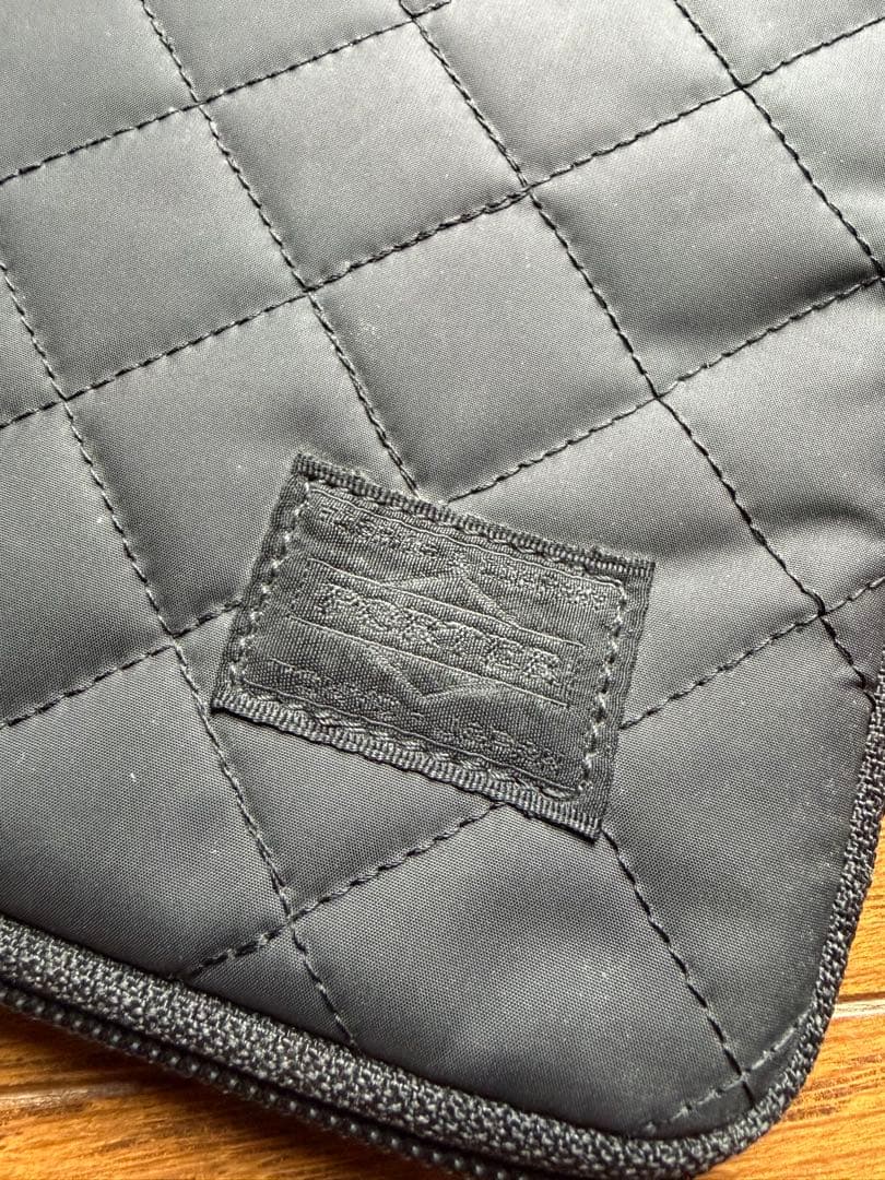 HEADPORTER BLACK BEAUTY iPadケース キルティング