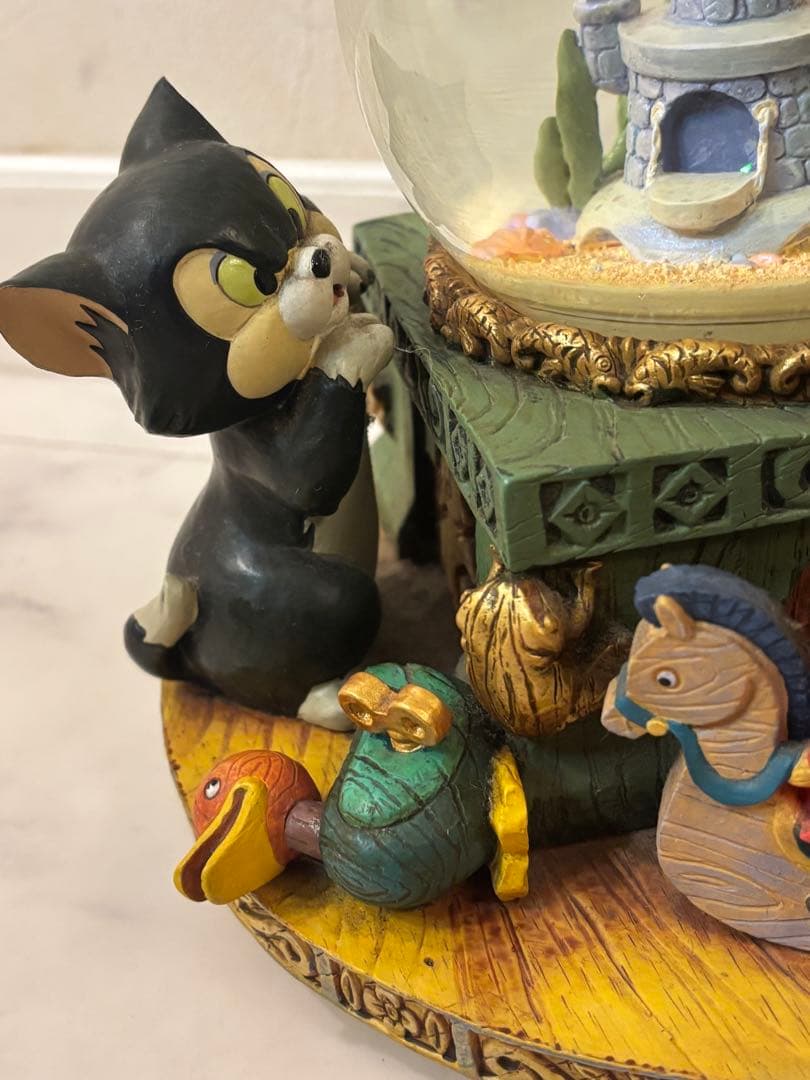 Disney【ピノキオ】スノーグローブドーム オルゴール付