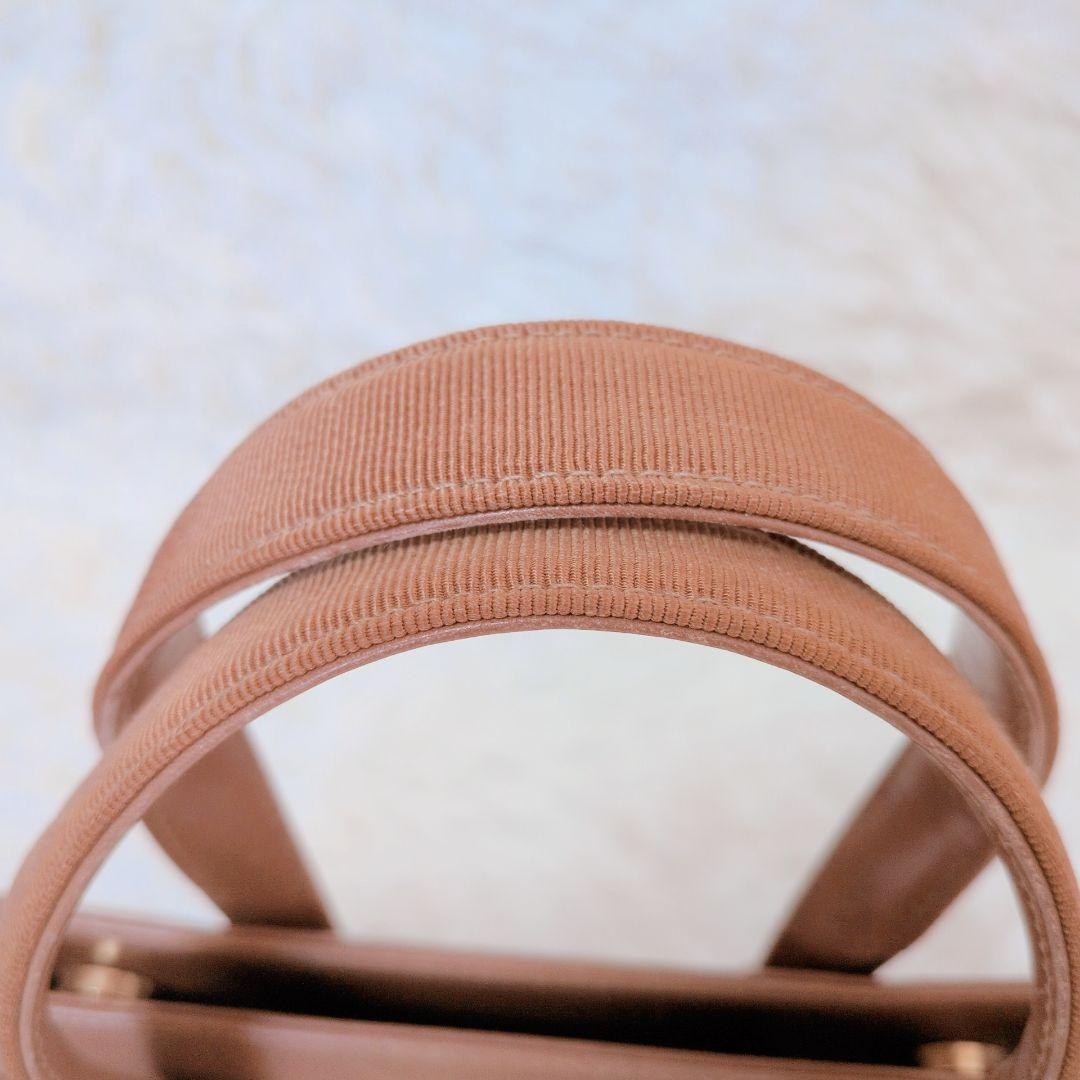 SalvatoreFerragamo ヴァラリボン 2WAY ショルダーバッグ