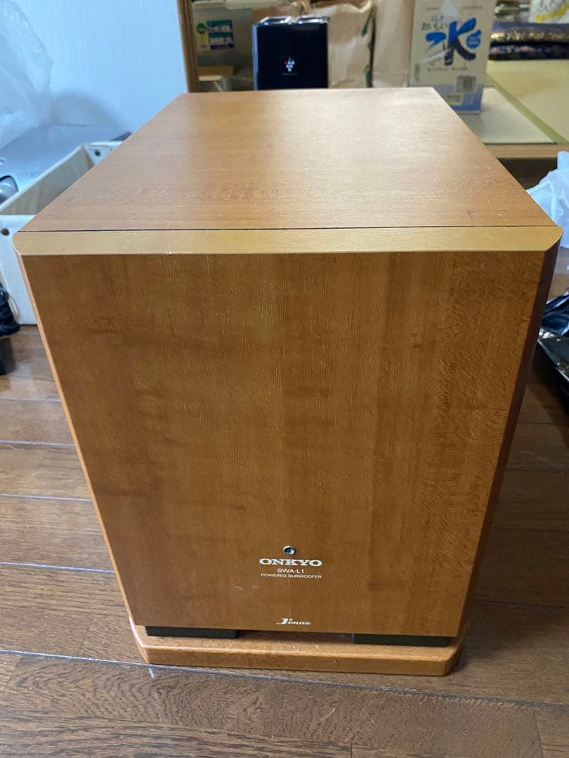 ホームシアターシステム　プロジェクター　アンプ