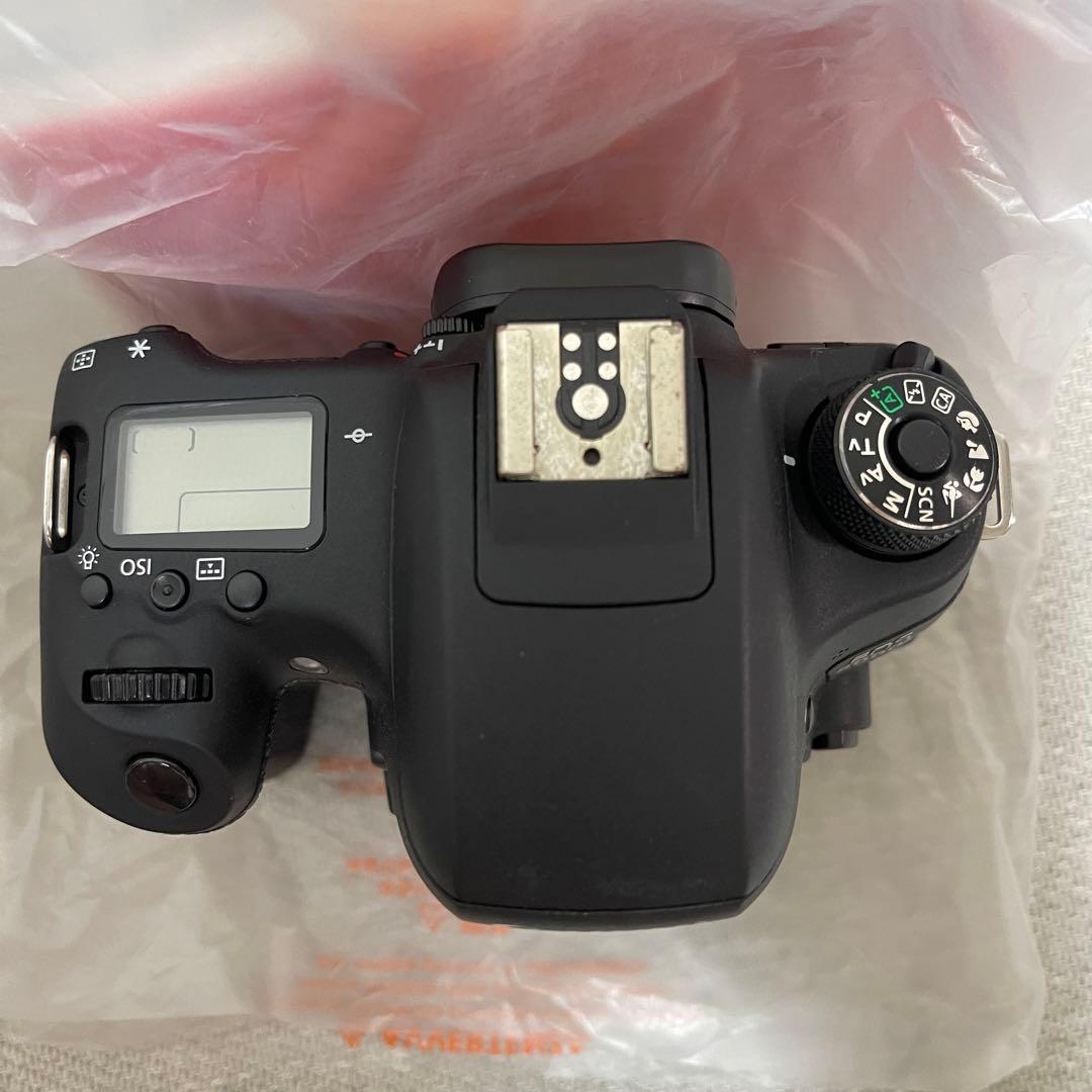 Canon EOS 8000D ☆付属品多数☆ キャノン 一眼レフ カメラ