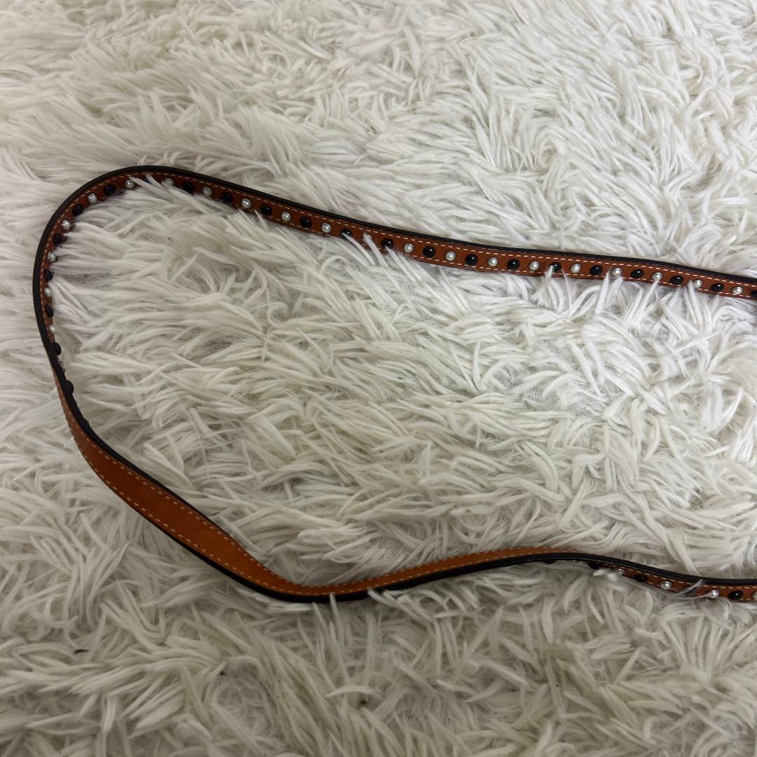 美品　COACH ショルダーバッグ　斜め掛け　サドルバッグ　スタッズ　スエード