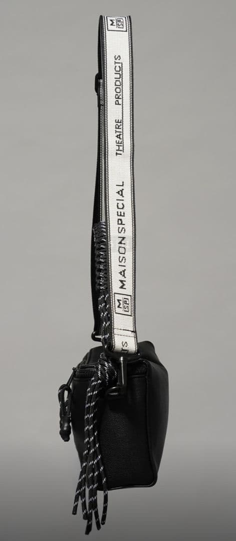 美品 THEATRE PRODUCTS×MAISON SPECIALコラボバッグ