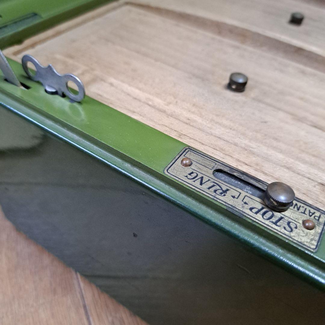 レトロ・アンティーク手提げ金庫 カギ付き