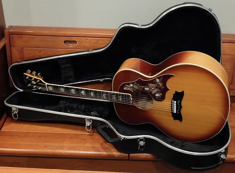 Thumb J-400 寺田楽器超希少ハードケース付き