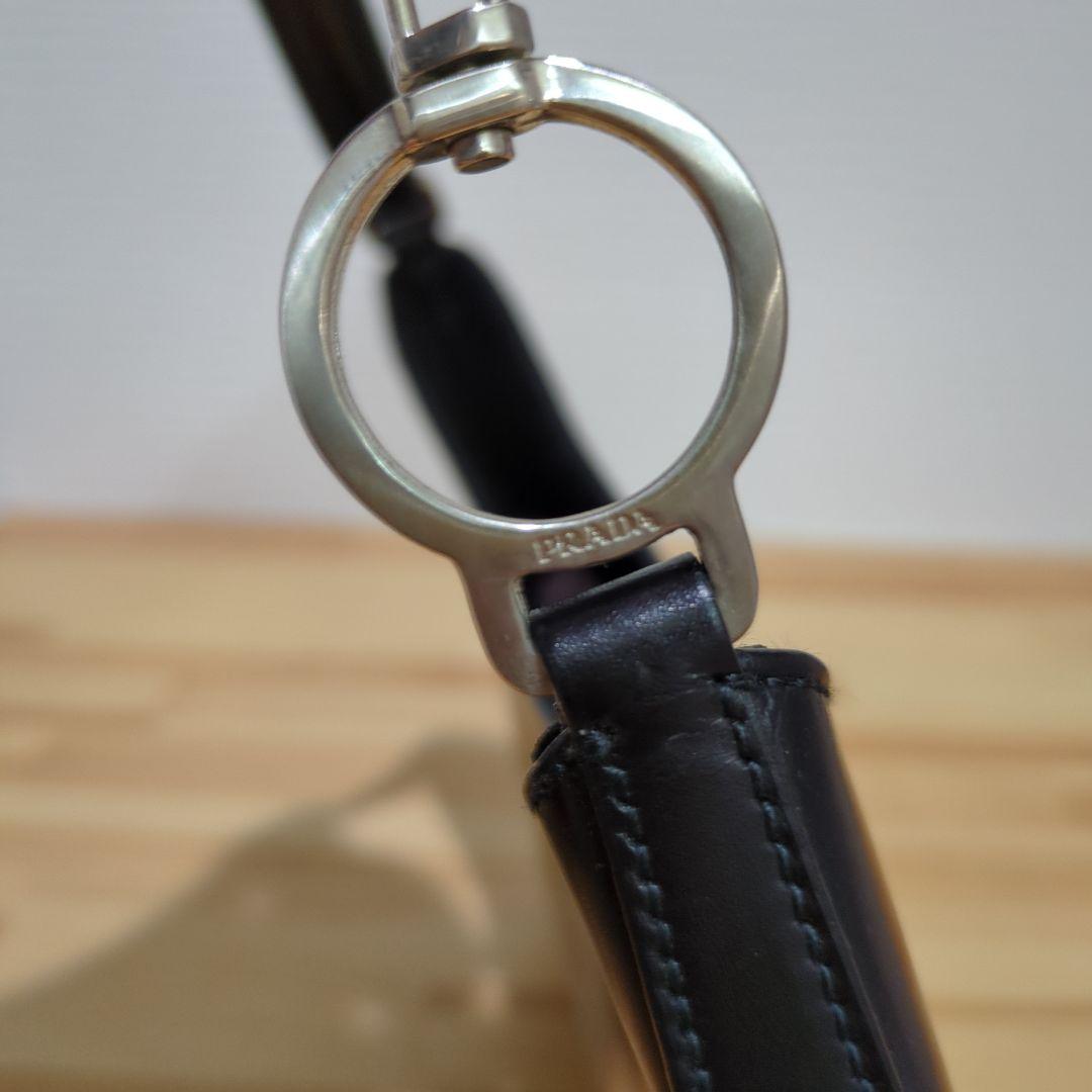 プラダ　レザーワンショルダーバッグ　美品　正規品　PRADAショルダー　レザー