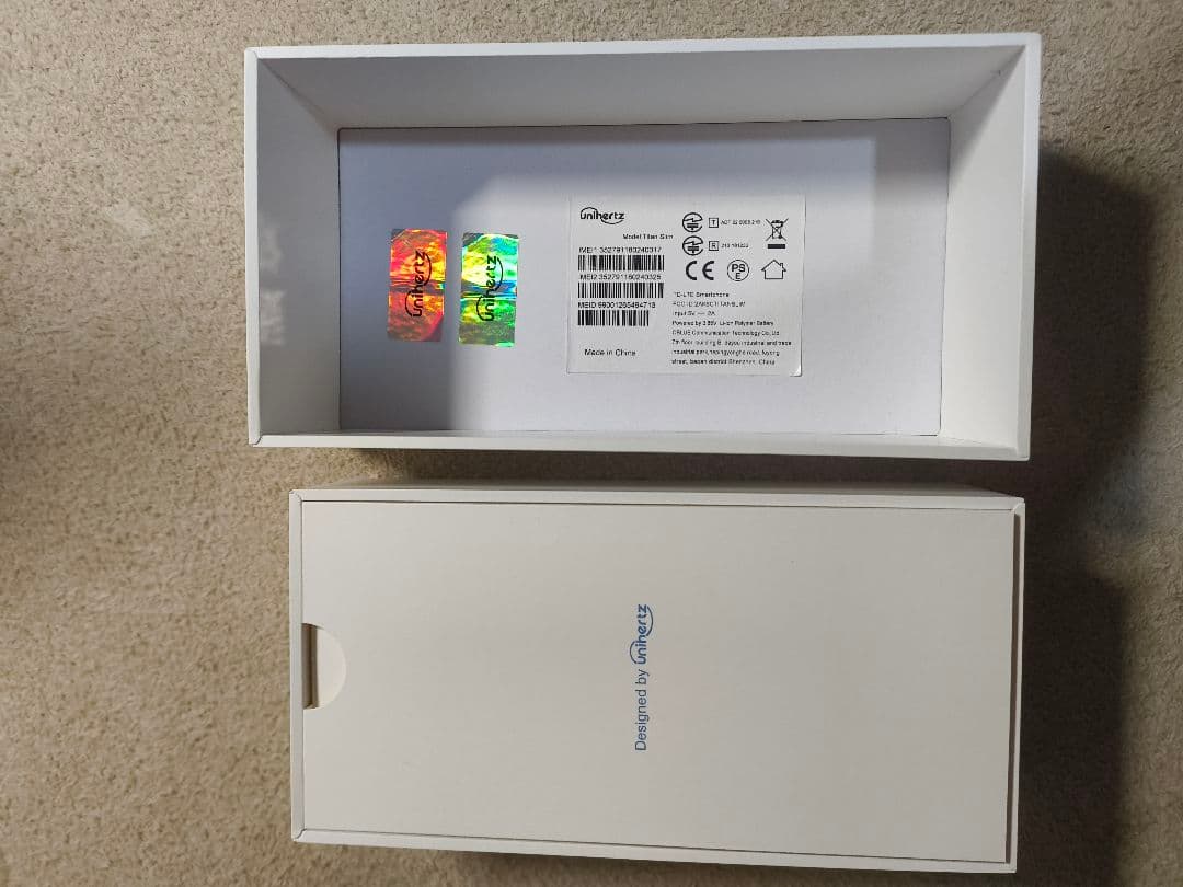 スマートフォン本体 Unihertz Titan Slim