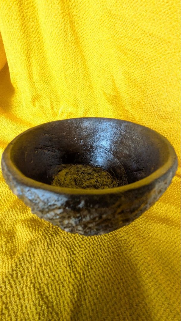 石彫茶碗、漆石茶碗、安山岩茶碗、漆器茶碗、 石を彫刻した茶碗、漆石の器、倉田作品