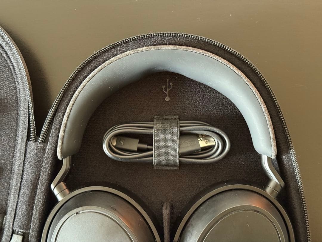 SENNHEISER MOMENTUM 4 Wireless ブラック