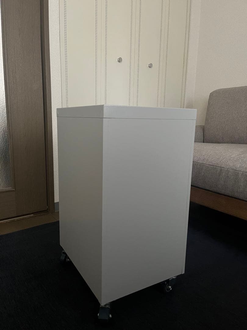 【美品】スチールチェスト キャスター付き アイボリー TPN-40IV