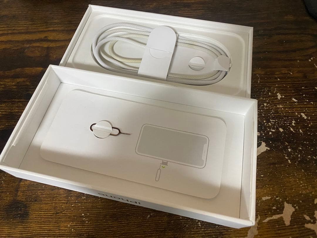 iPhone 16 Pro 256GB - デザートチタニウム - Simフリー