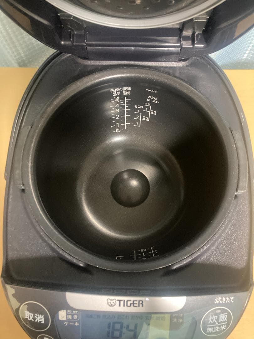★美品★2021年製 TIGER JPW-B100 炊飯器 ジャー5.5合 炊き
