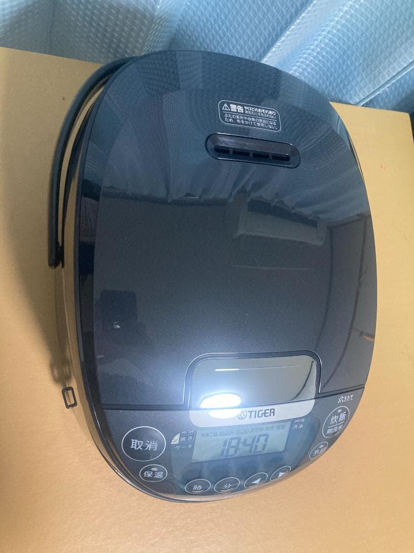 ★美品★2021年製 TIGER JPW-B100 炊飯器 ジャー5.5合 炊き