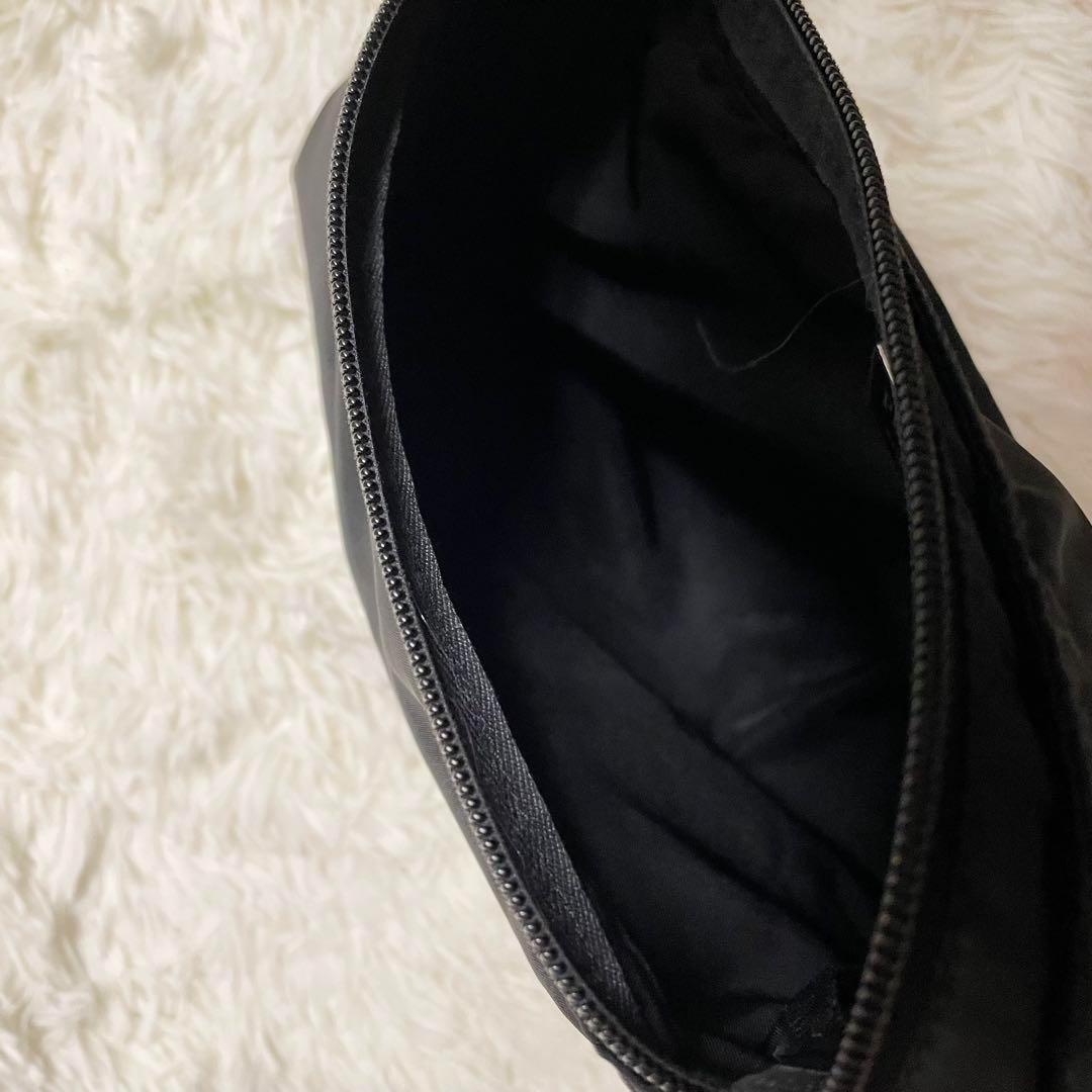 美品✨PRADA プラダ ショルダーバッグ サコッシュ 三角ロゴ テスート　黒