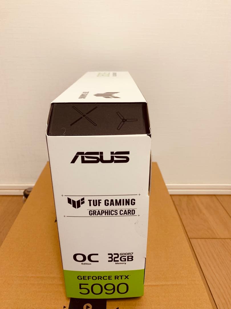 グラフィックボード・グラボ・ビデオカード ASUS TUF GAMING GEFORCE RTX 5090 OC 32GB