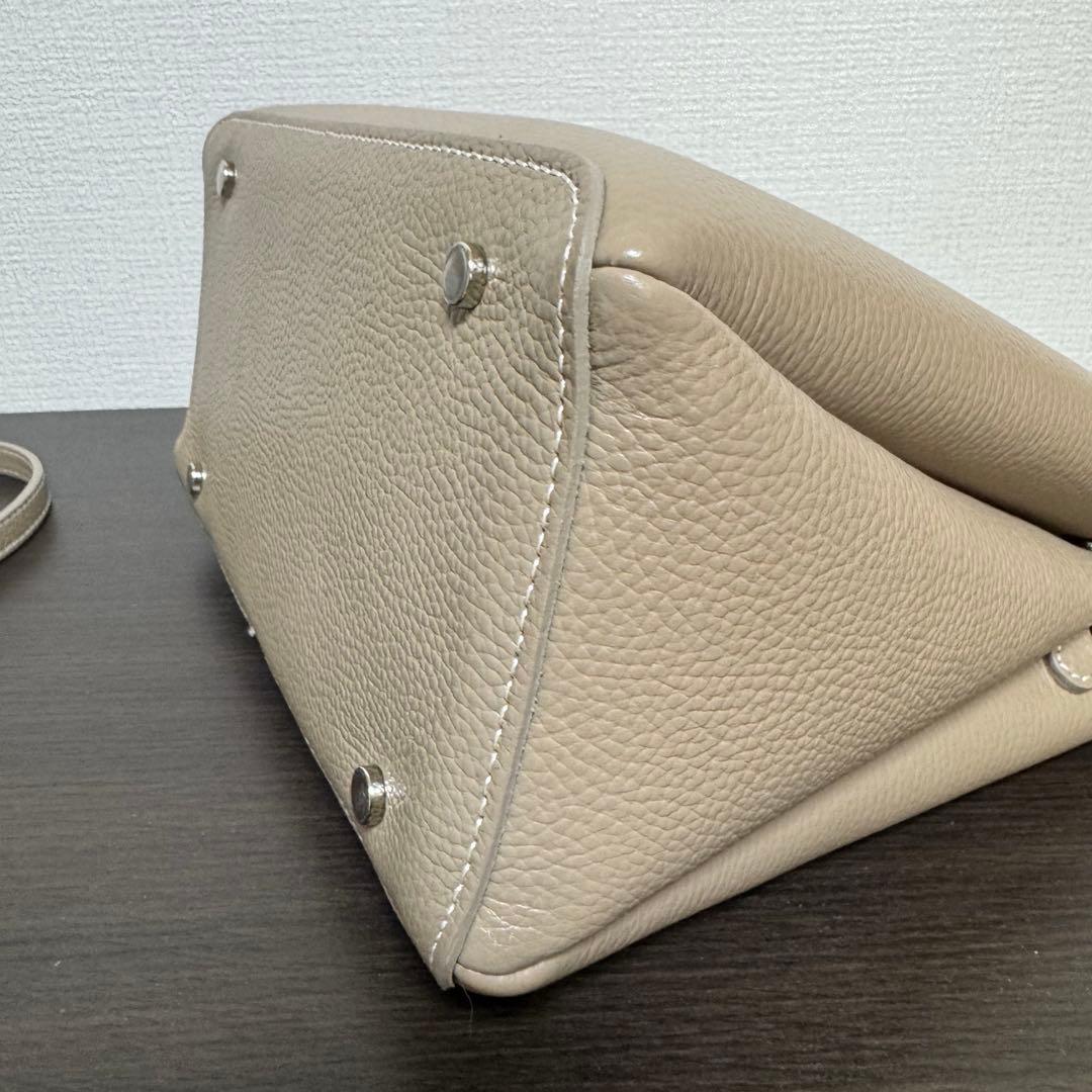 マドモアゼルノンノン バッグ グレージュ 中古 美品