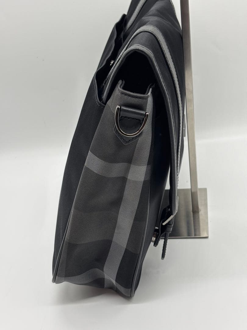 美品✨ブラックレーベル メッセンジャー ショルダーバッグ ノバチェック 黒