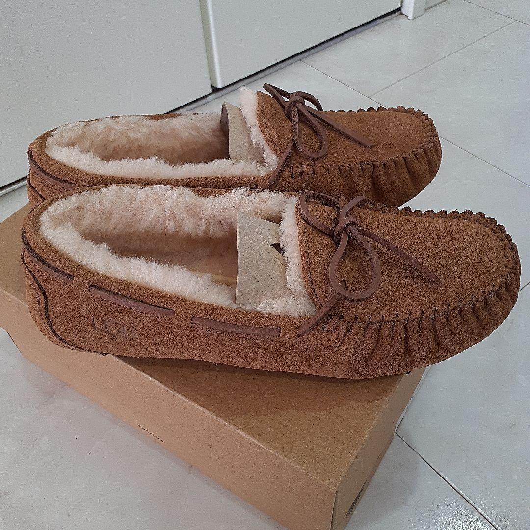 UGG　ダコタ