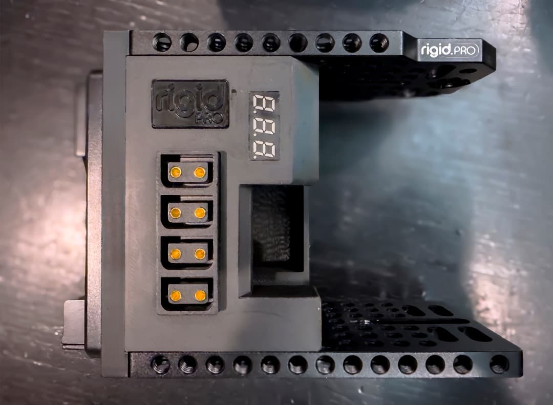 ZV-E1　SmallRigケージ+Ridid PROケージ+クーラー★超美品