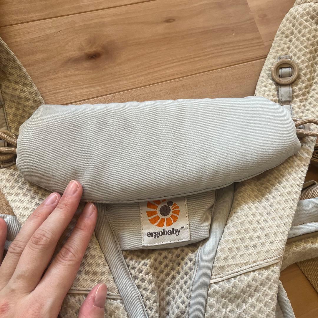 ergobaby 抱っこ紐 サンドベージュ