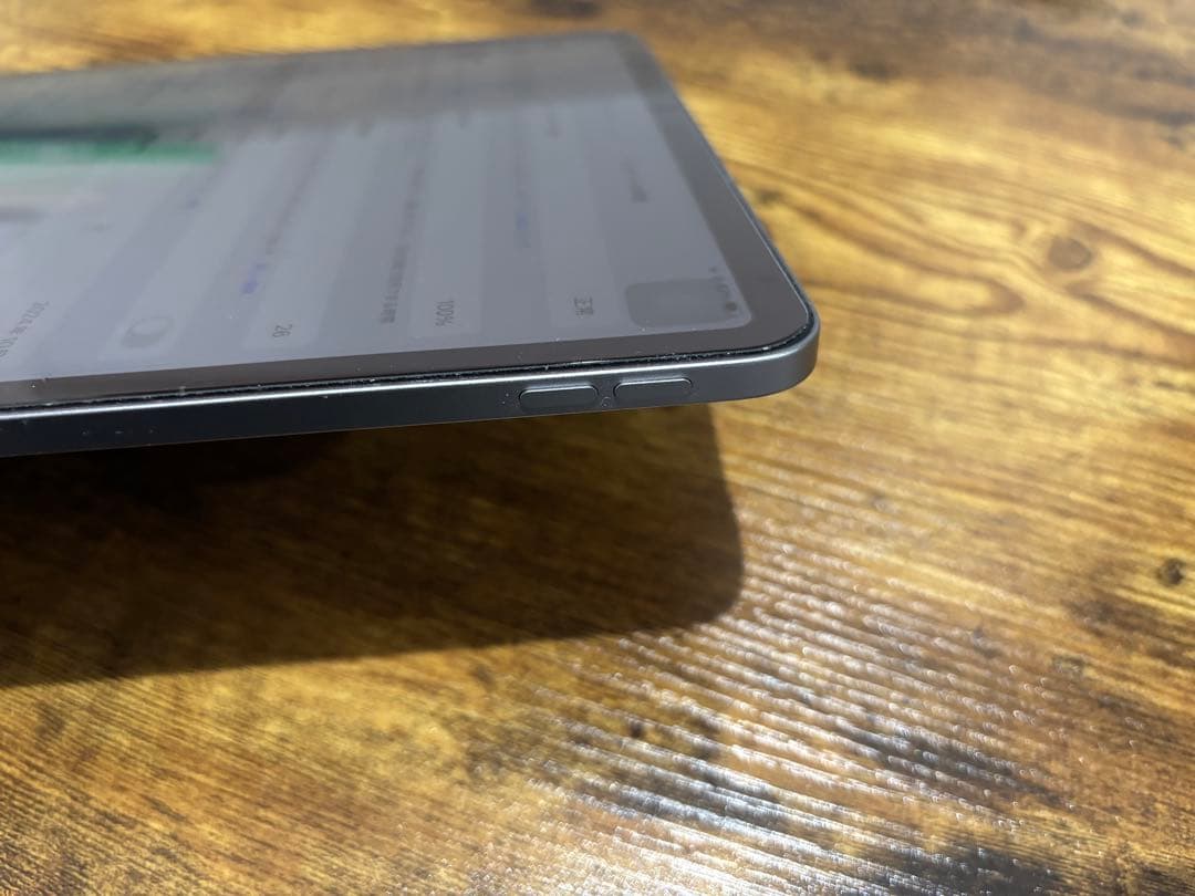 [美品]IPad Air m2 チップ13インチWi-Fiモデル