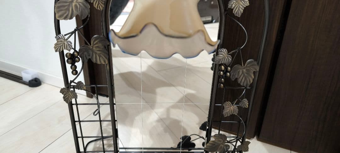 桜井製作所　アイアンドレッサー　昭和レトロ 鏡　電気付　葡萄のツル鉄製