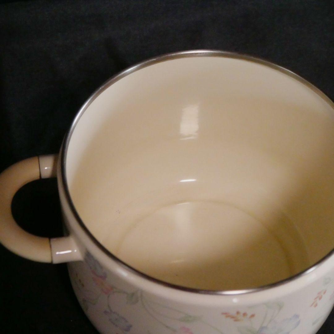 花柄ホーロー両手鍋 昭和レトロ