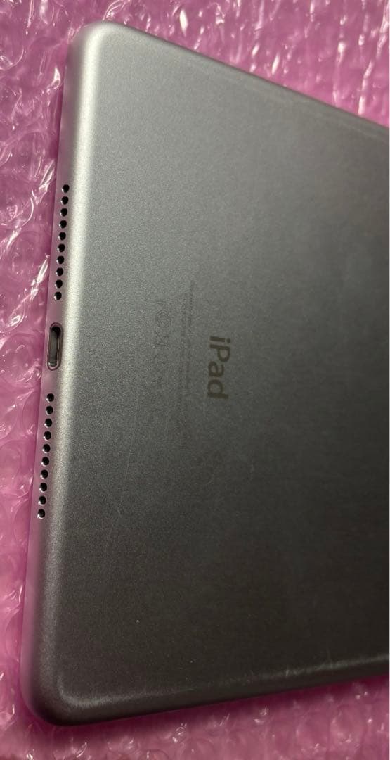 iPad mini 第4世代　128GB Wi-Fiモデル