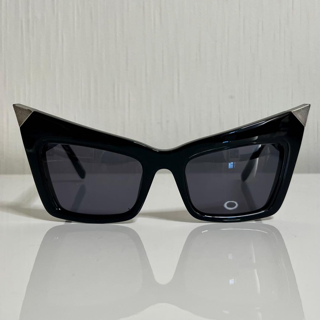 Alexander Wang × Linda Farrow サングラス