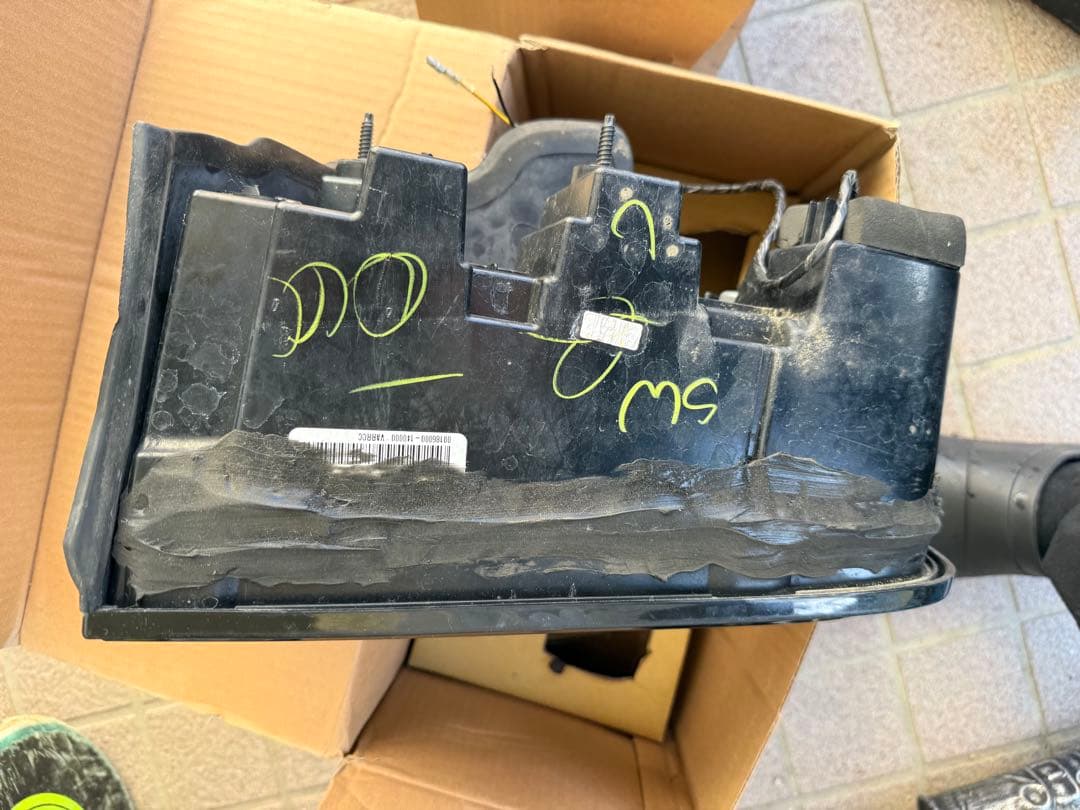 ダッヂ チャレンジャー テールランプ テール シーケンシャルウィンカー 後期