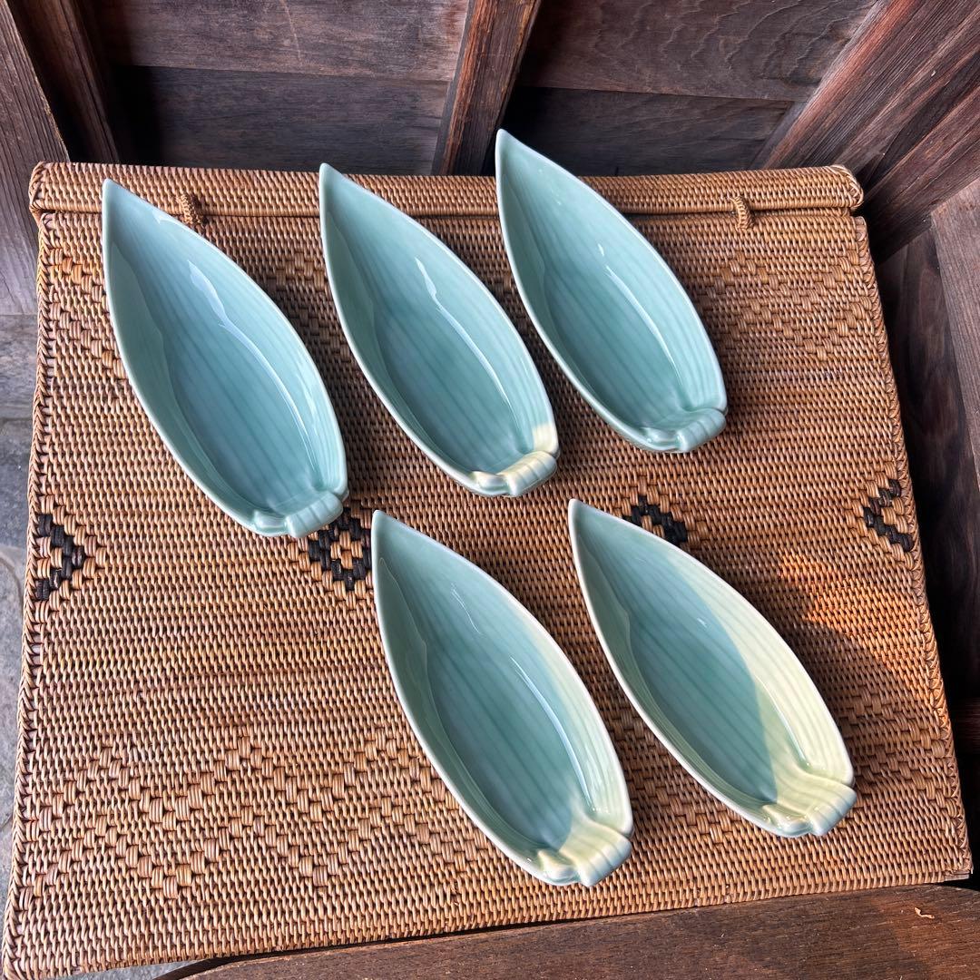 ※箱なし深川製磁　百年庵　笹青磁　笹舟取皿揃　５枚 小鉢 刺身皿 盛り付け皿