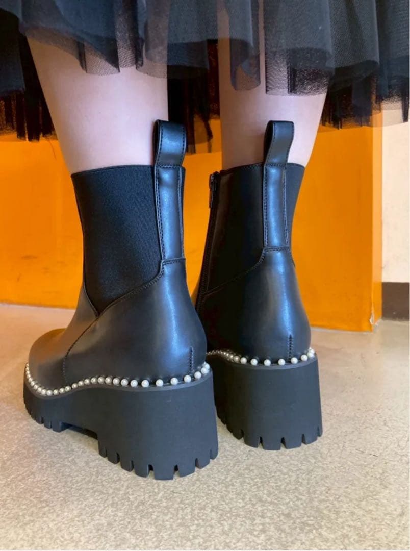 【週末限定❗️】】EVOLパールサイドゴアブーツ, M（試着のみ）