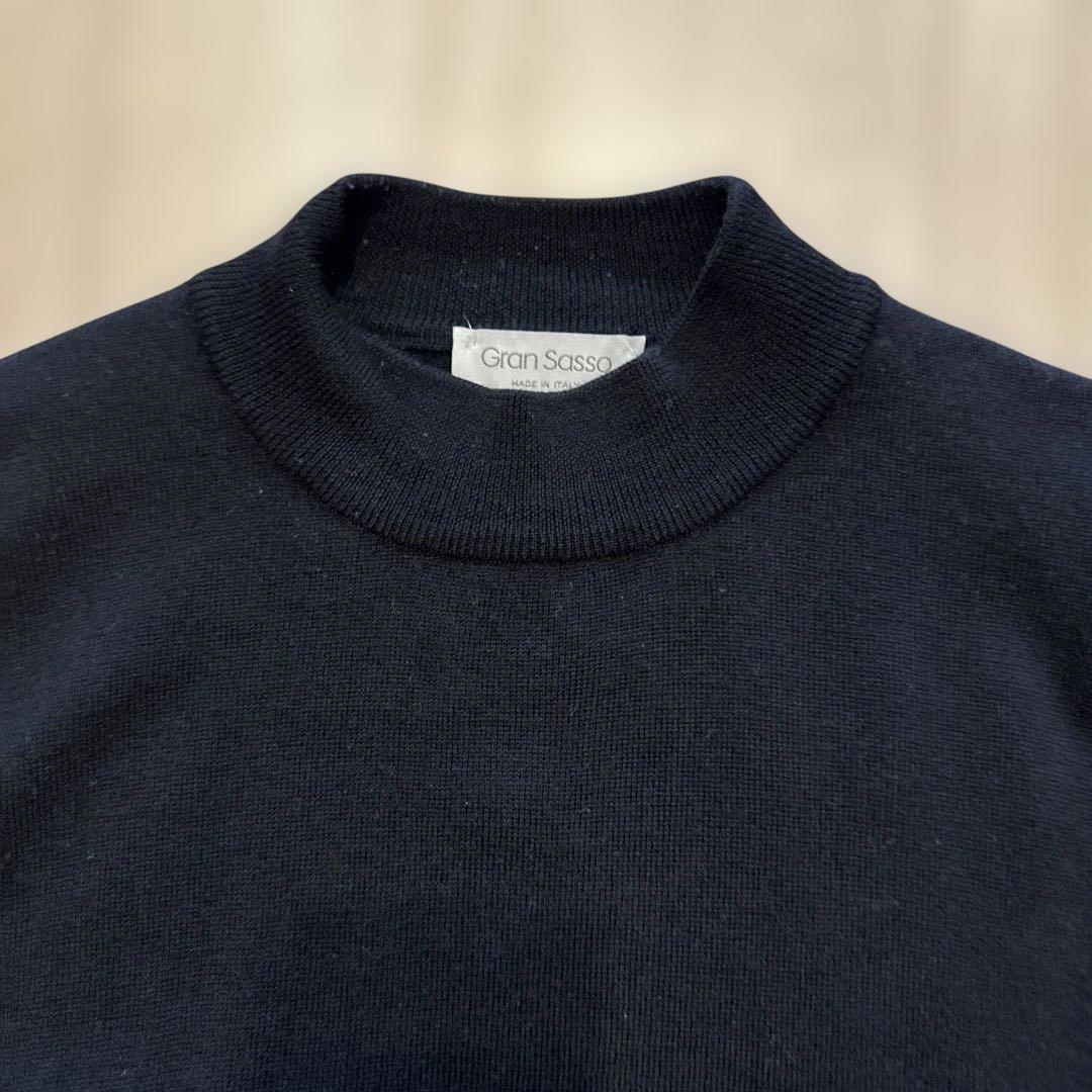 グランサッソ　モックネックニット