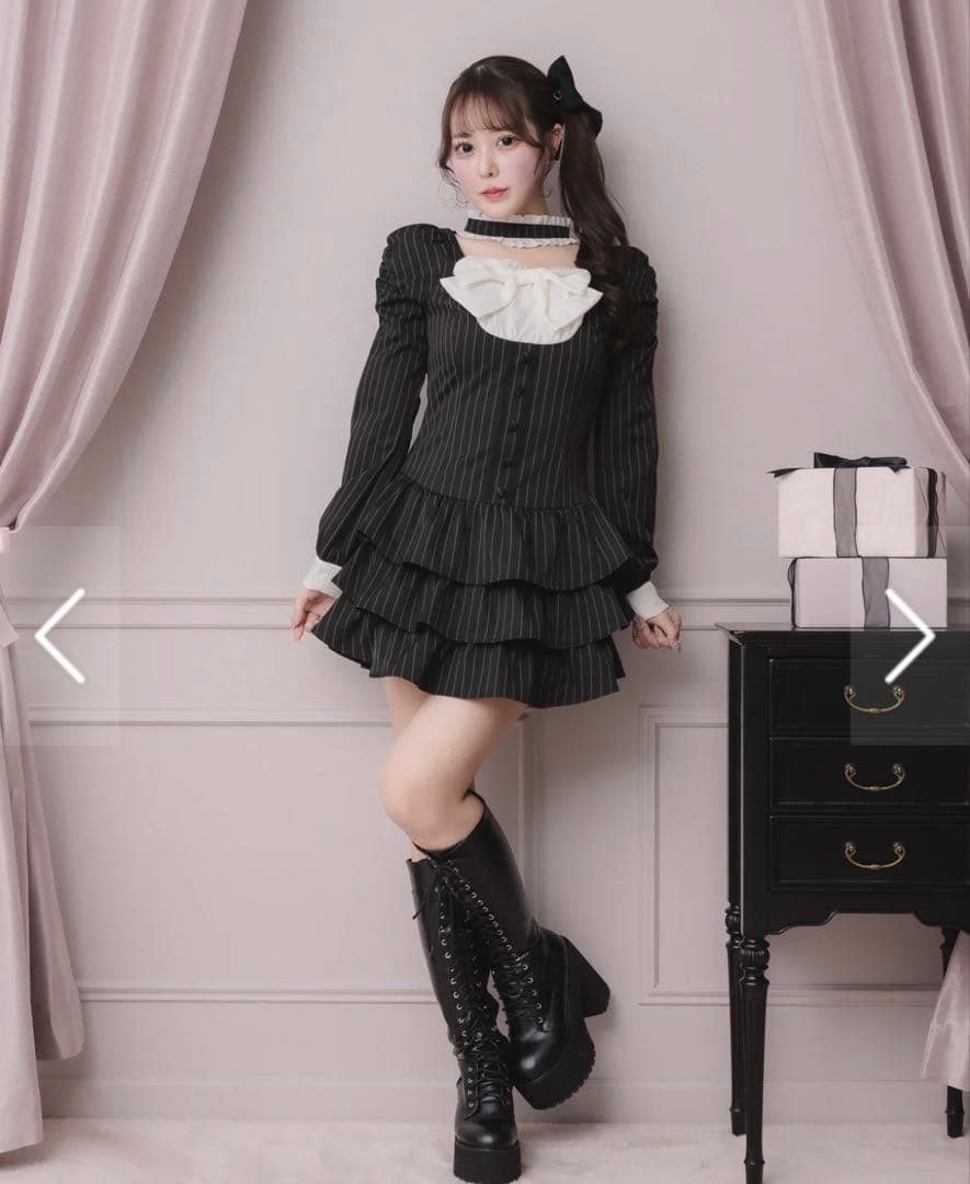 pium フロントリボンチョーカーティアードミニワンピ