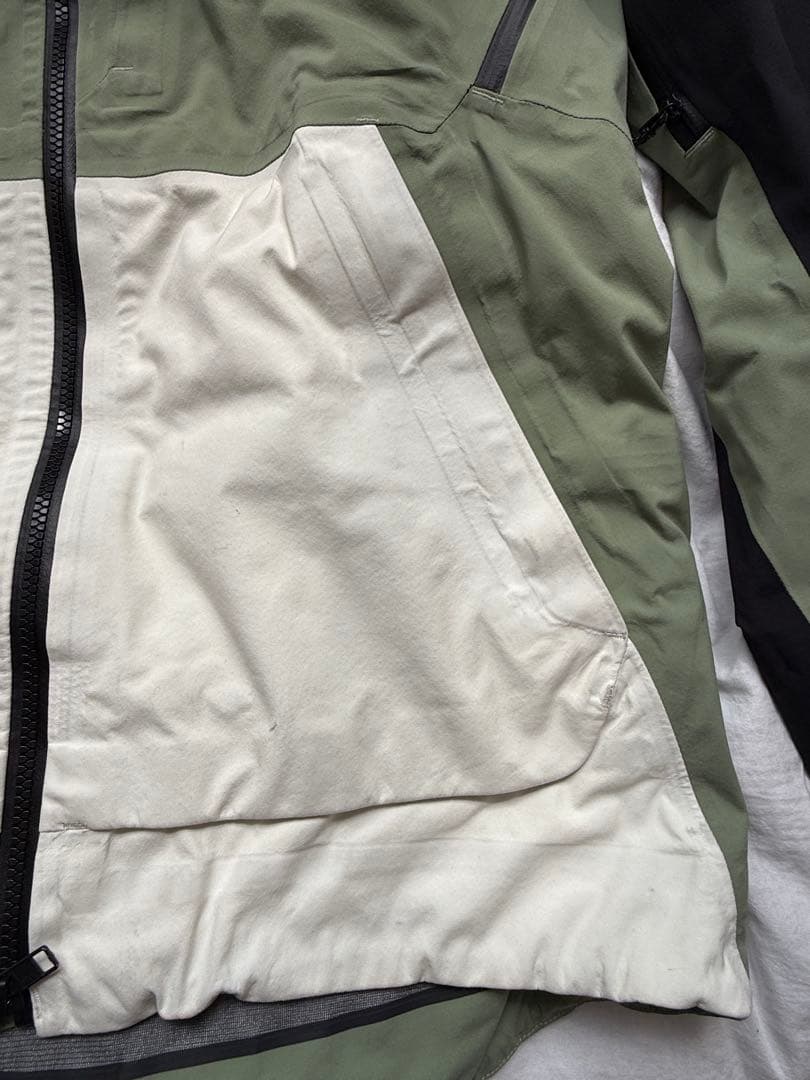 22'Burton【aK】ウィメンズ キミーGORE-TEX 3LジャケットM